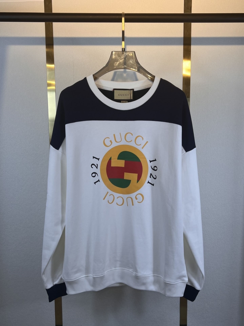 G*u*i hoodies